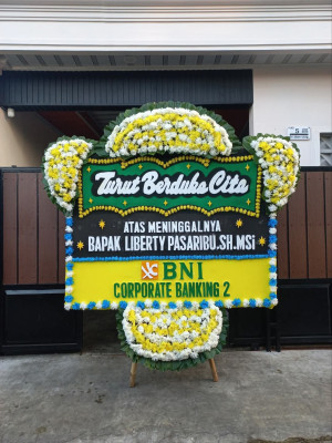 Papan Bunga Duka di Winongan